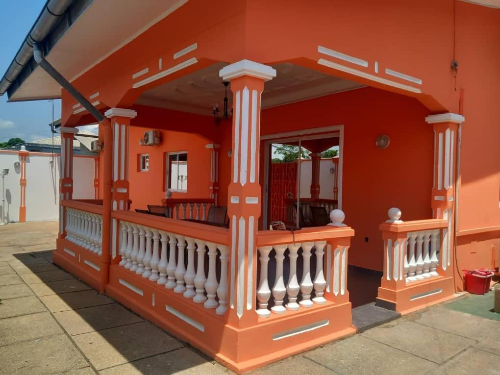 Octave'S Apt Pointe Noire Exterior foto
